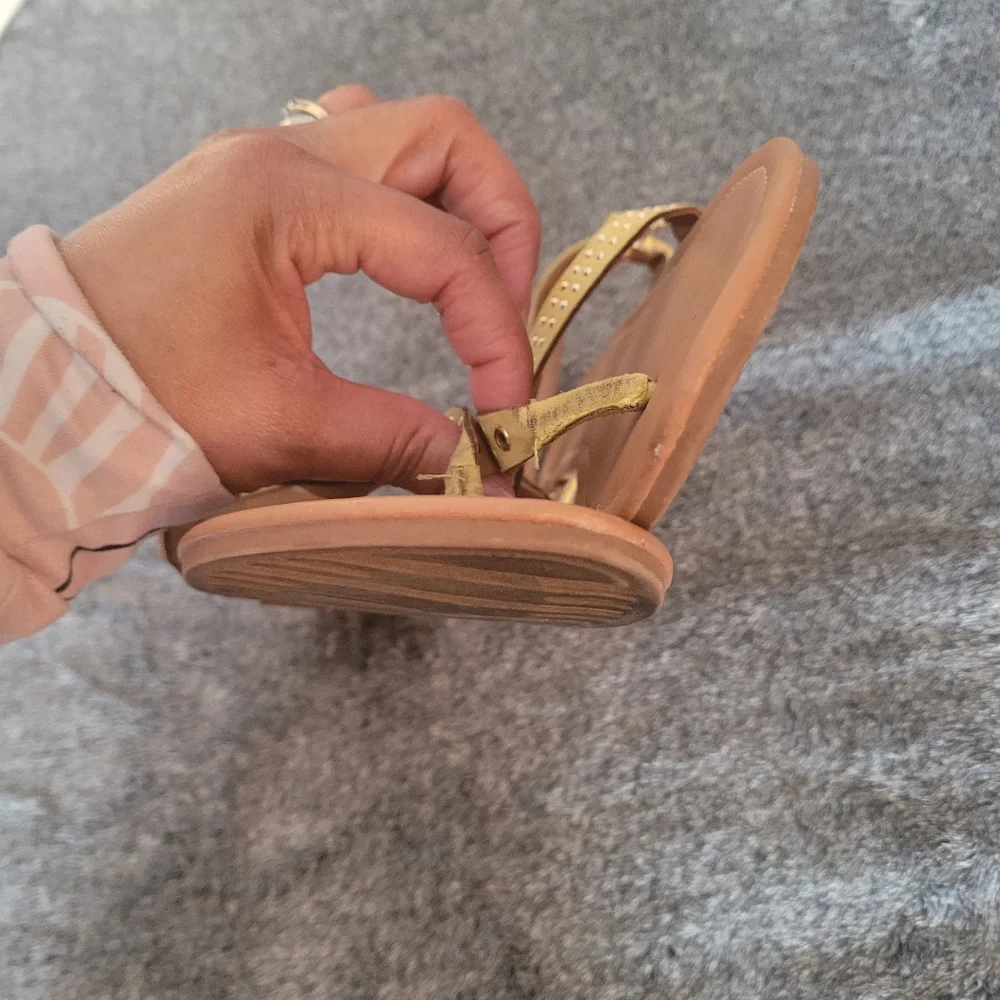 Olivia Miller sandals size 10